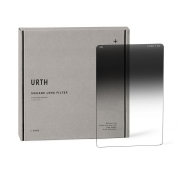 Urth 100 x 150mm Soft Graduated ND8 (3 Stop) Filter (Plus+)