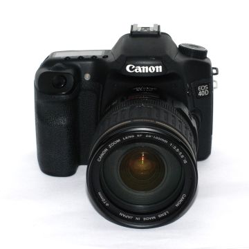 Used Canon 40D w/ EF 28-135mm F3.5-5.6 IS USM, Good Condition