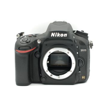 Used Nikon D600 body, 24 MG, Good Condition